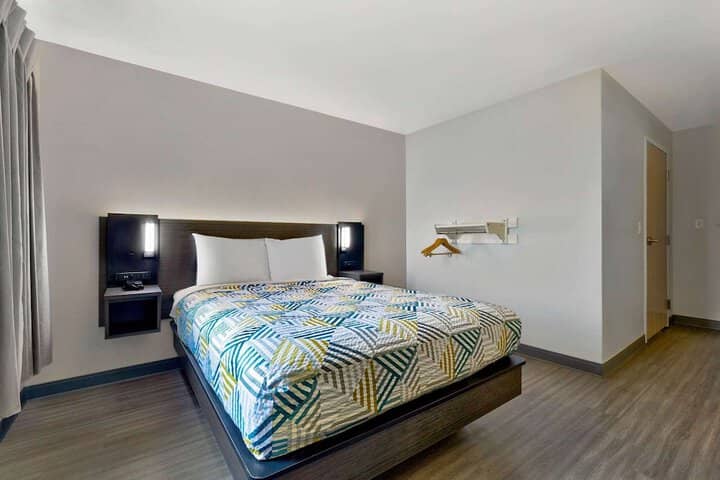 Room 20 of 46